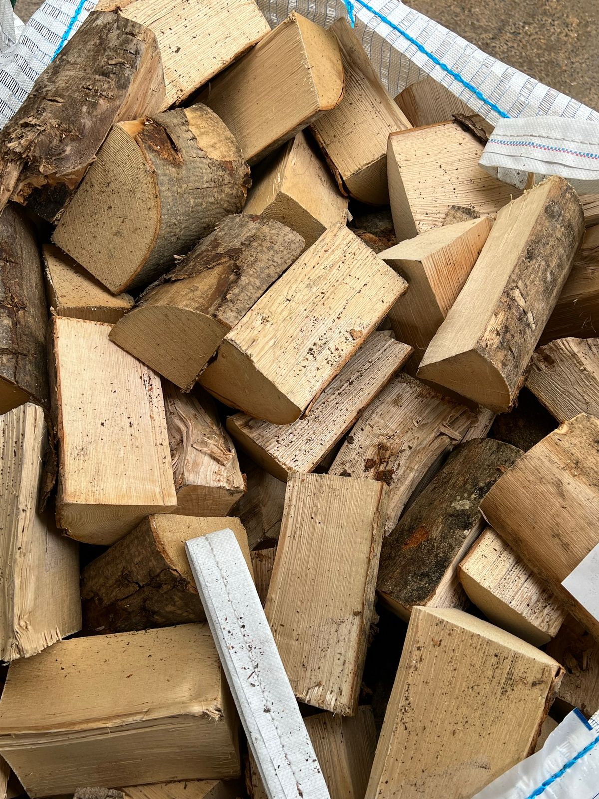 XL Bulk Bag of Kiln Dried Oak (Premium)